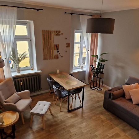 Apartament Ratuszowy Deluxe 옐레니아구라 외부 사진